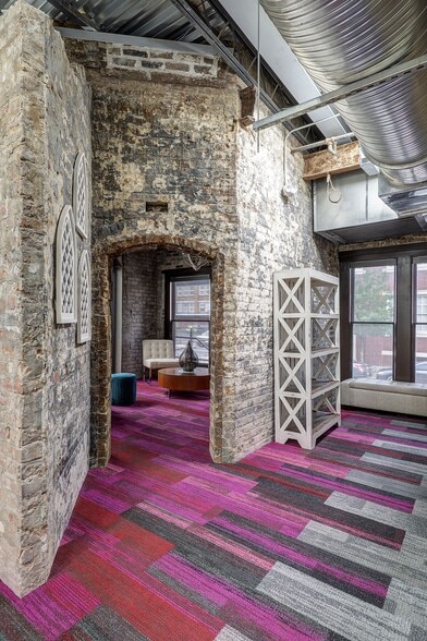 More Photos Of 401 Saint Joseph St, New Orleans Office For Sale