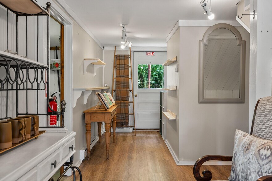 More Photos Of 2049 Post Rd, Wells Storefront Retail Office For Lease