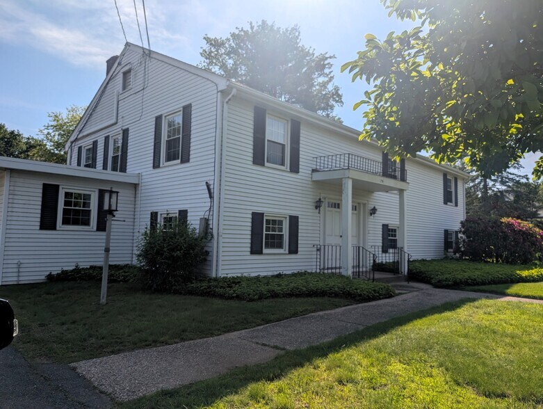 More Photos Of 29 Hartford Ave, Granby Office For Lease