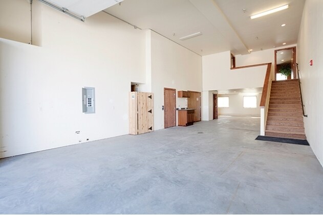 More Photos Of 1900 Bridge Ln, Steamboat Springs Showroom For Sale