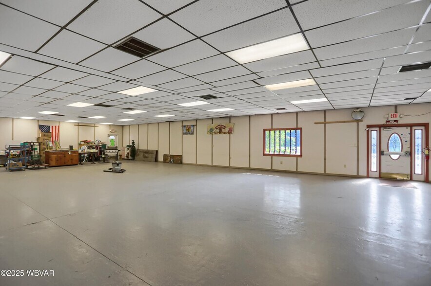 More Photos Of 8265 State Route 405, Milton Freestanding For Sale