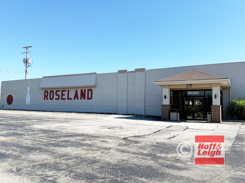 More Photos Of 26383 Broadway Ave, Bedford Bowling Alley For Sale