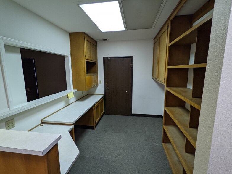 More Photos Of 600 N Euclid Ave, Upland Medical For Lease