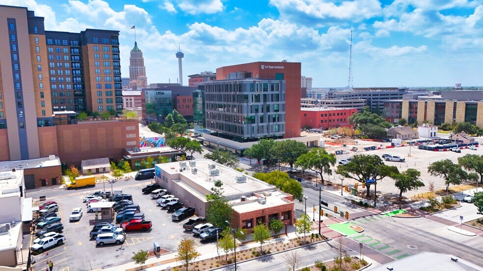 More Photos Of 717 Dolorosa St, San Antonio Office For Lease
