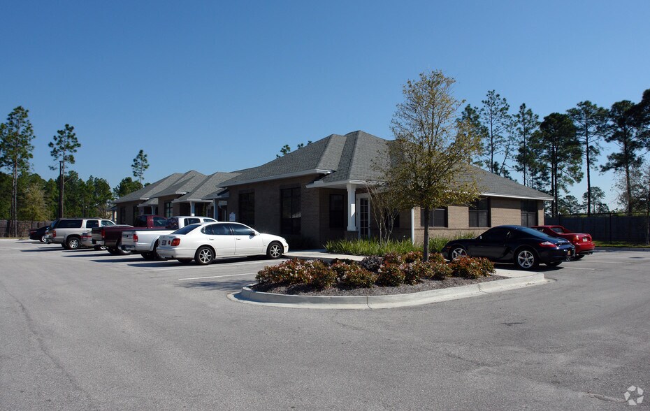 More Photos Of 10175 Fortune Pky, Jacksonville Office For Lease