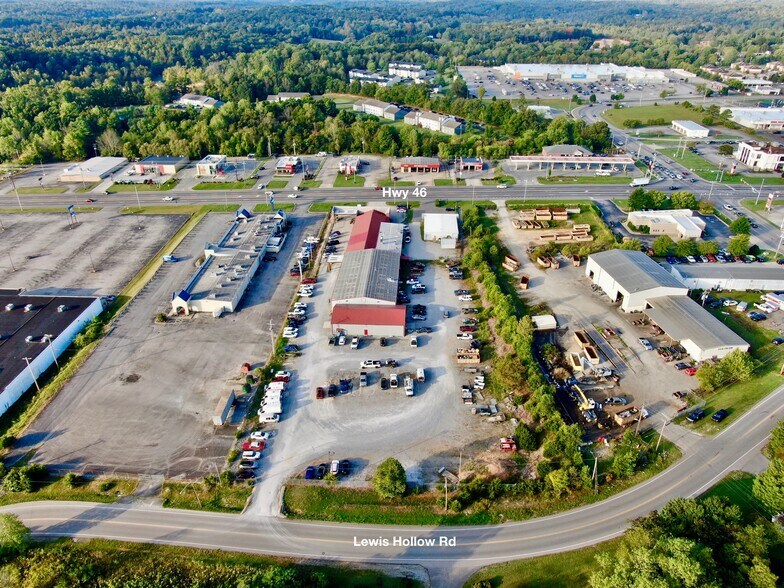 More Photos Of 525 Highway 46 S, Dickson General Retail For Sale