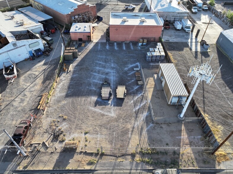 More Photos Of 1764 Grand Ave, Phoenix Industrial For Sale