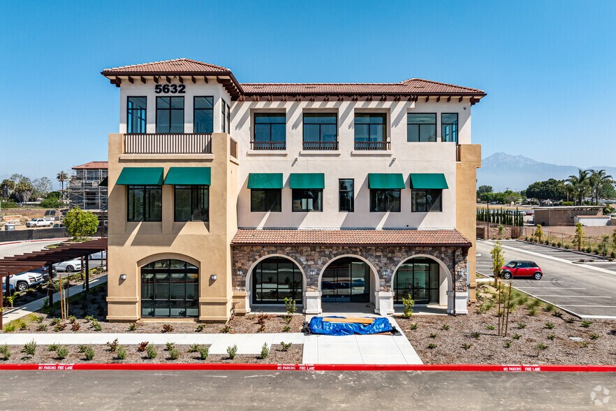 More Photos Of 5624 Philadelphia St, Chino Unknown For Lease