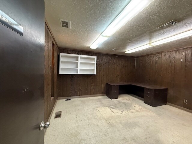 More Photos Of 3319 Highway 152, Pampa Warehouse For Lease