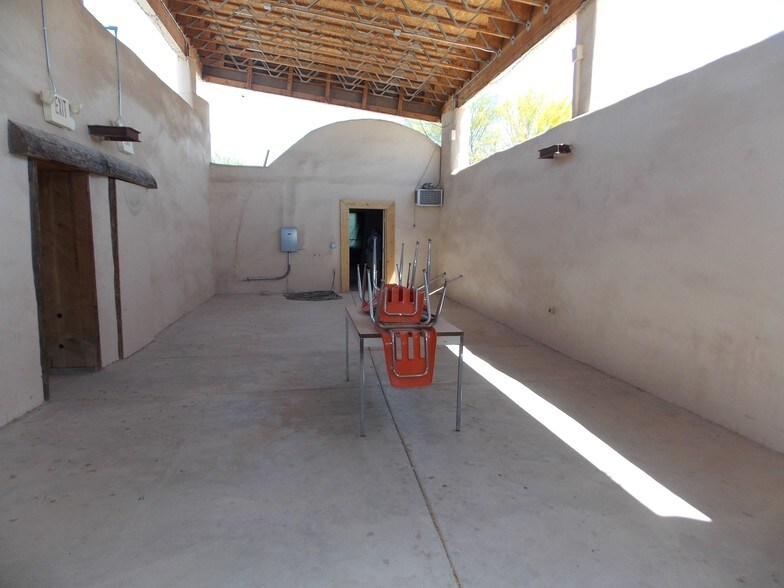 More Photos Of 104 W Murphy Ave, Gila Bend Bar For Sale