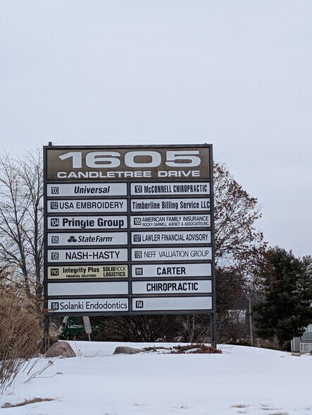 More Photos Of 1605 W Candletree Dr, Peoria Office For Lease