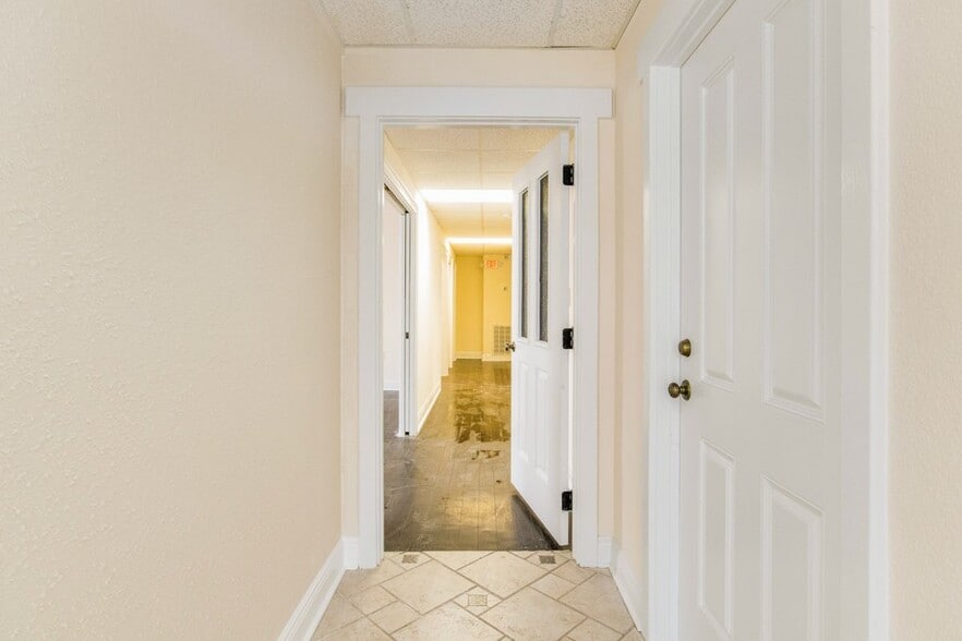 More Photos Of 2220 N Palafox St, Pensacola Medical For Sale