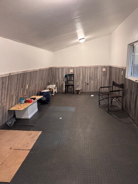 More Photos Of 5901 Sauk Trl, Matteson Warehouse For Sale