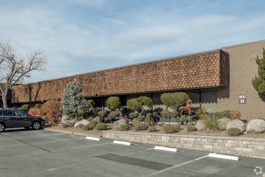More Photos Of 4600 Kietzke Ln, Reno Office For Lease