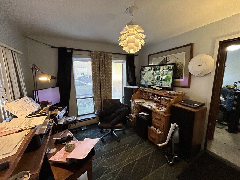 More Photos Of 1515 W National Ave, Milwaukee Hotel For Sale