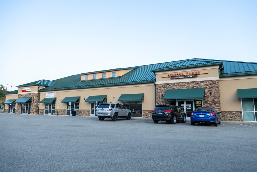 More Photos Of 2000 Park Place Dr, Washington Unknown For Lease