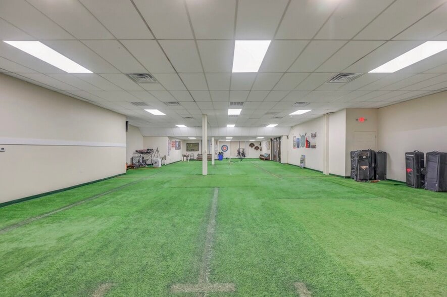 More Photos Of 116-120 Monahan Ave, Dunmore Flex For Lease