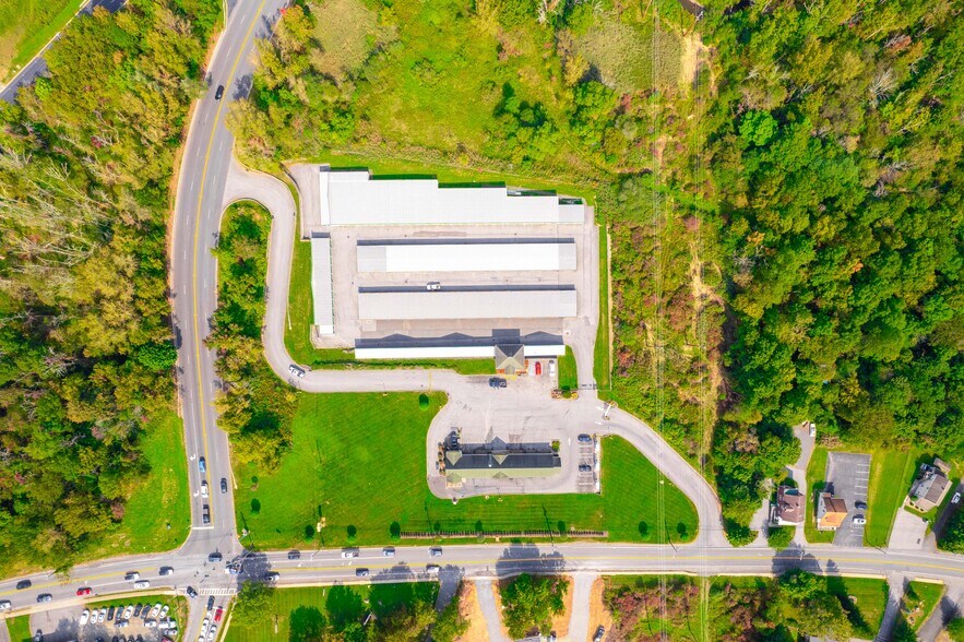 More Photos Of 485 E Main St, Middletown Self Storage For Sale