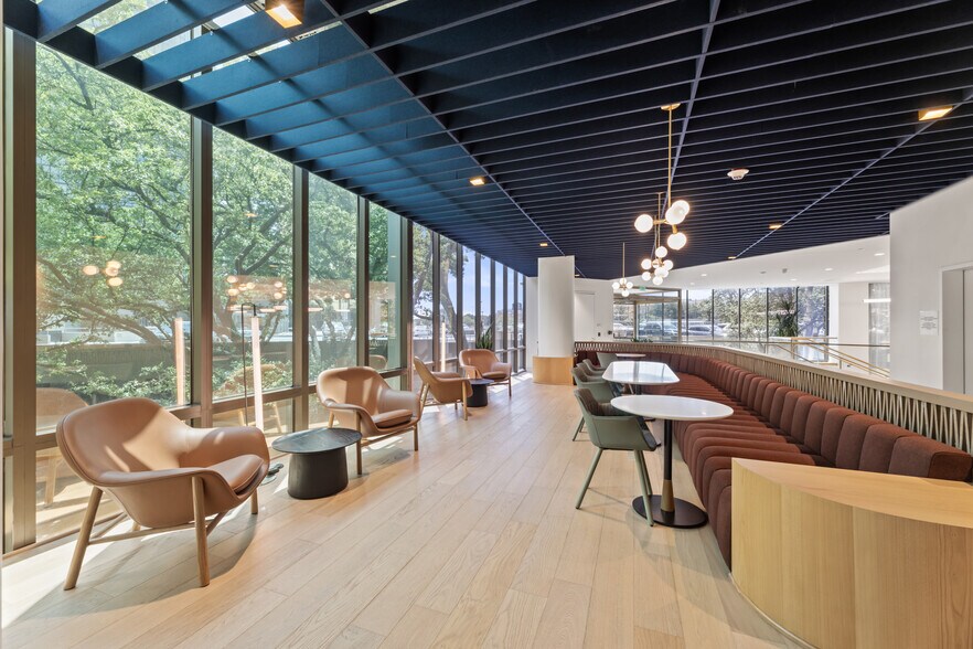 More Photos Of 8350 N Central Expy, Dallas Office For Sale
