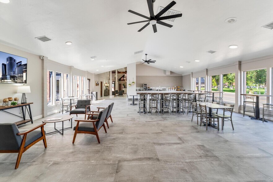 More Photos Of 333 N Main St, Richfield Hotel For Sale