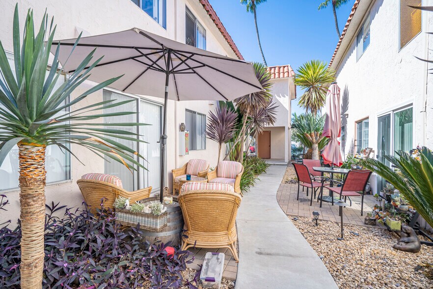More Photos Of 1102 Central Ave, Seal Beach Apartments For Sale
