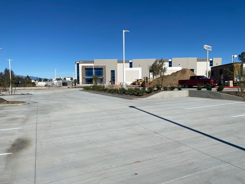More Photos Of 2610 E Alessandro Blvd, Riverside Distribution For Lease