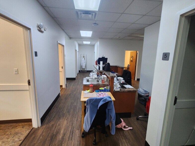 More Photos Of 418 Town Park Blvd, Evans Medical For Lease