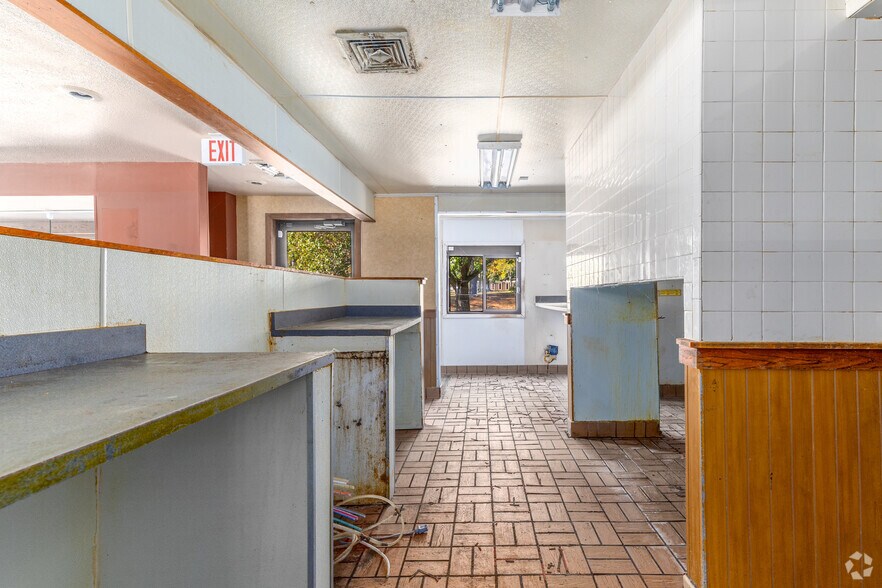 More Photos Of 1815 S Main St, Laurinburg Restaurant For Sale