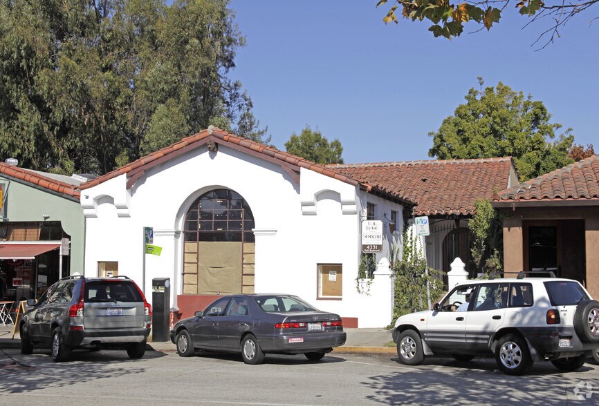 Primary Photo Of 4231 Park Blvd, Oakland Office For Lease