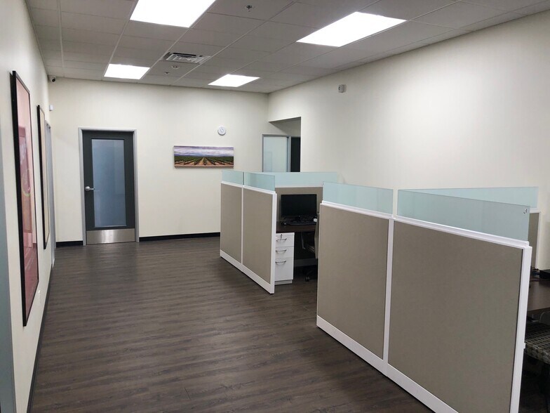 More Photos Of 3559 Allen Rd, Bakersfield Medical For Lease