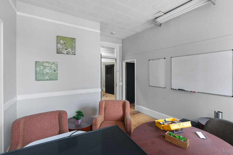 More Photos Of 31-33 Summer St, Pawtucket General Retail For Sale