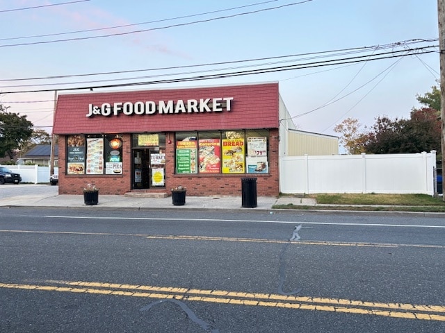 More Photos Of 900 Great Neck Rd, Copiague Supermarket For Sale