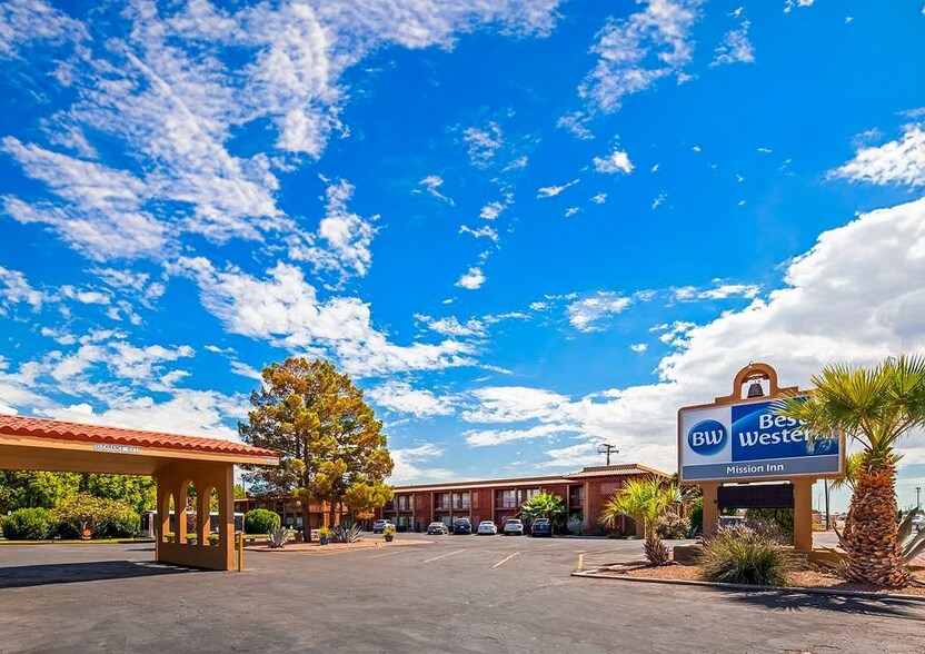 More Photos Of 1765 S Main St, Las Cruces Hotel For Sale