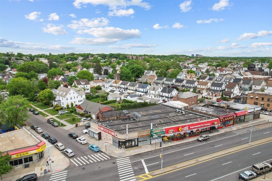 More Photos Of 19503 Jamaica Ave, Hollis Storefront For Sale