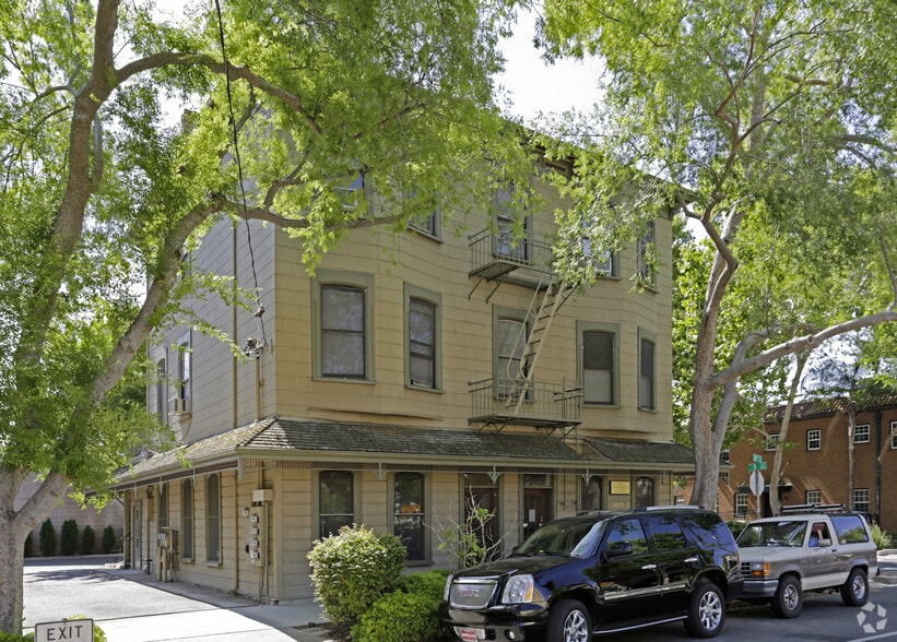 More Photos Of 2801 O St, Sacramento Office Residential For Lease