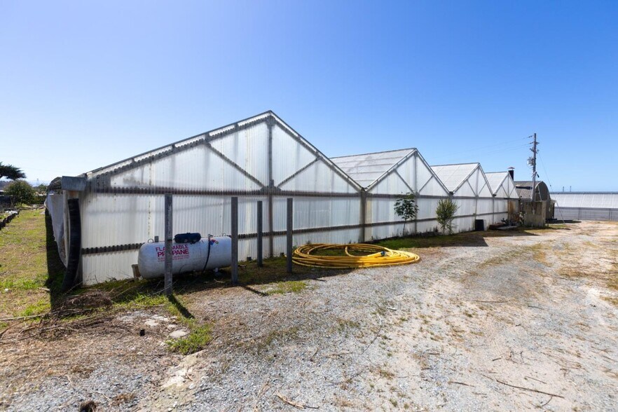 More Photos Of 2150 Elkhorn Rd, Castroville Manufacturing For Sale