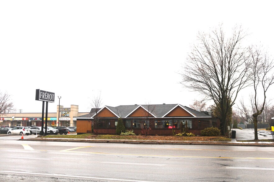 Primary Photo Of 78 Boul Gréber, Gatineau Restaurant For Sale