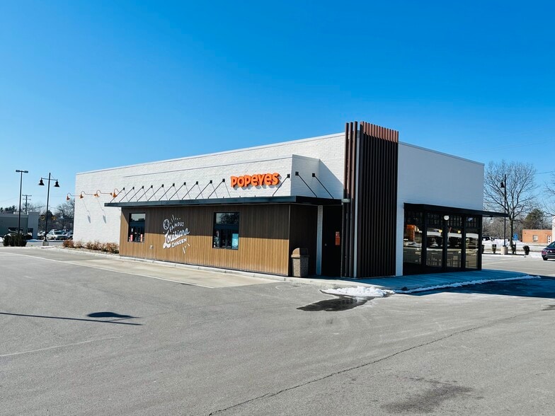 Primary Photo Of 6242 Wilmington Pike, Dayton General Retail For Sale