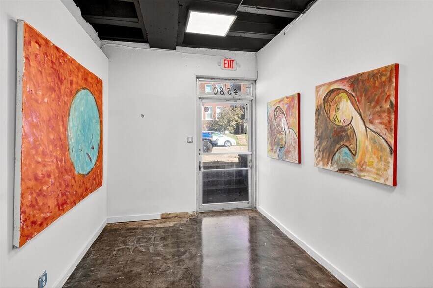 More Photos Of 1034 S Kingshighway Blvd, Saint Louis Office For Sale