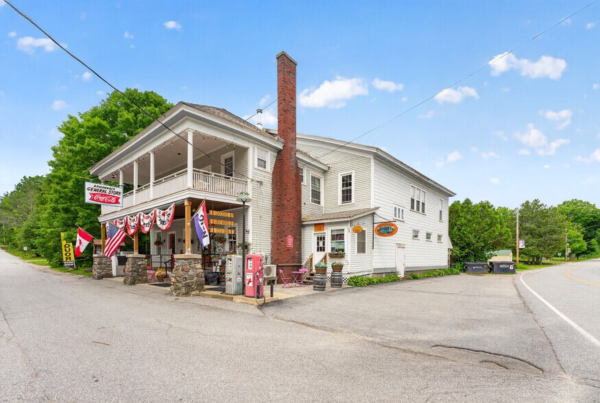 More Photos Of 899 E Shore Dr, Adirondack Storefront Retail Residential For Sale