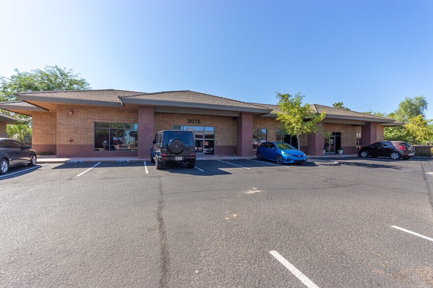 More Photos Of 2075 S Cottonwood Dr, Tempe Medical For Sale