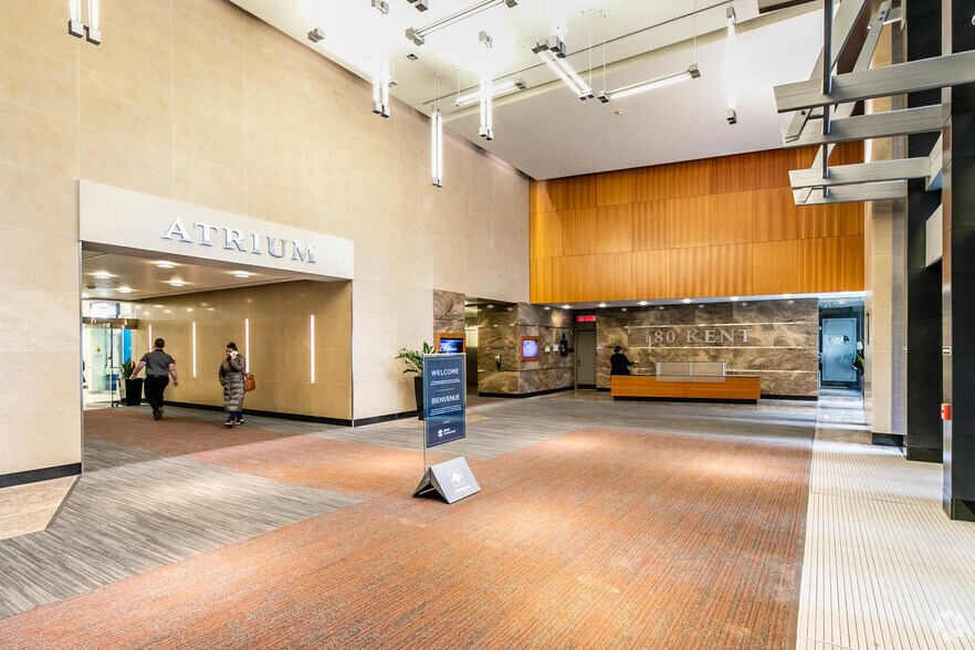 More Photos Of 180 Kent St, Ottawa Office For Lease