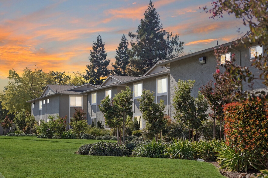 More Photos Of 721 W 11th St, Chico Apartments For Sale