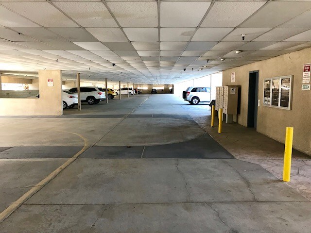 More Photos Of 44100 Monterey Ave, Palm Desert Office For Lease