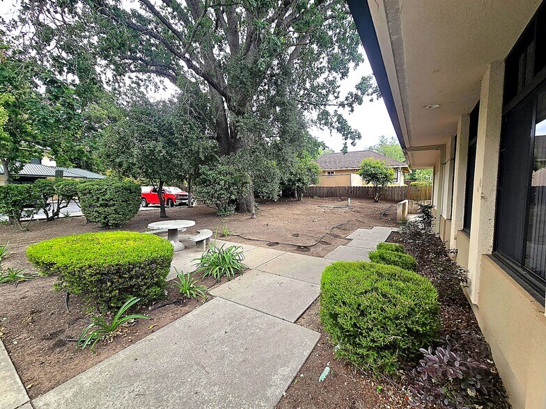 More Photos Of 7605 Morro Rd, Atascadero Office For Sale