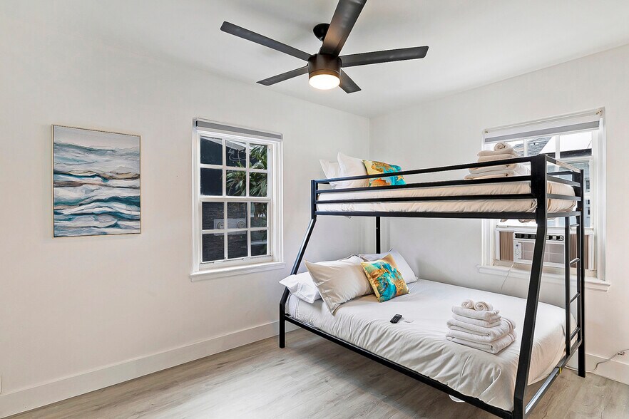 More Photos Of 402 Ocean Breeze, Lake Worth Beach Apartments For Sale