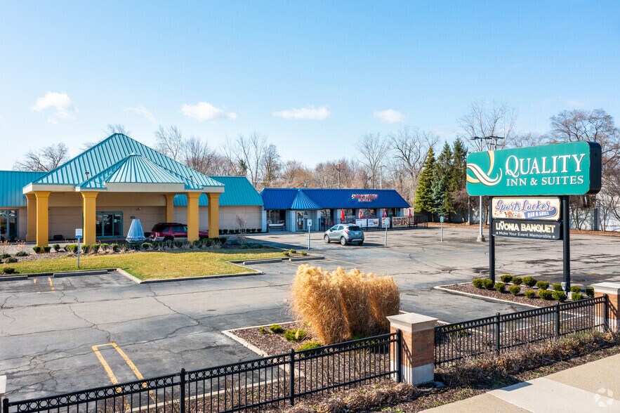 More Photos Of 30375 Plymouth Rd, Livonia Hotel For Lease