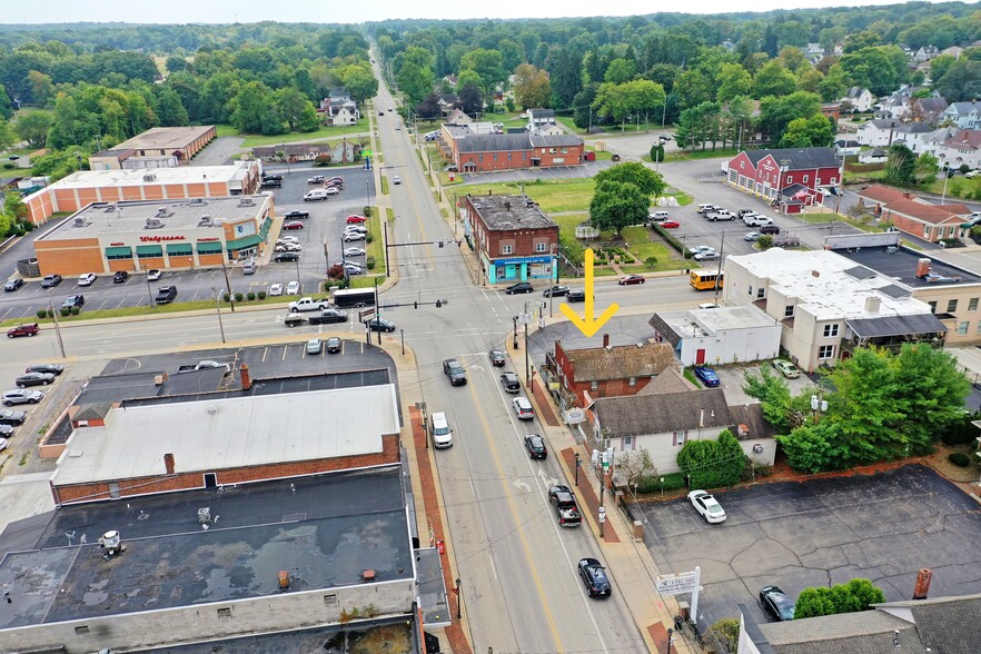 More Photos Of 12-14 N Main St, Hubbard Storefront Retail Residential For Sale