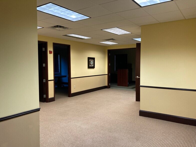 More Photos Of 6115 Lyons Rd, Coconut Creek Office For Sale