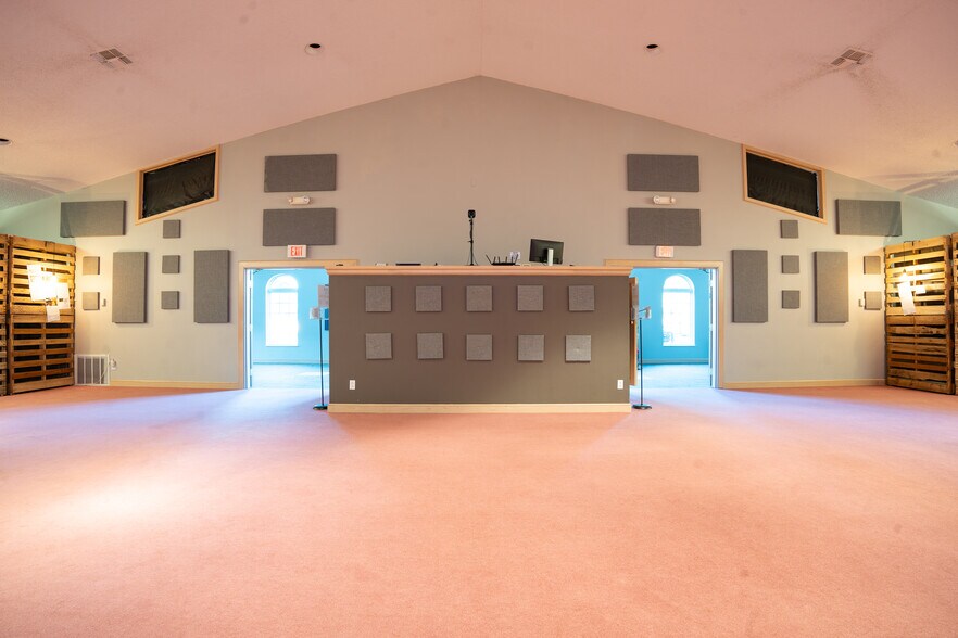 More Photos Of 11744 W Reno Ave, Yukon Religious Facility For Sale